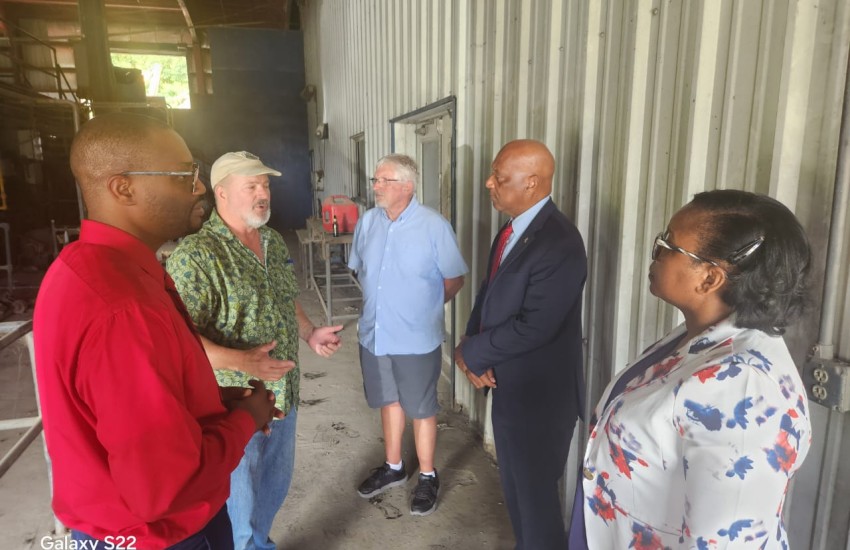 Ministry Of Health Officials Discuss Incinerator Viability