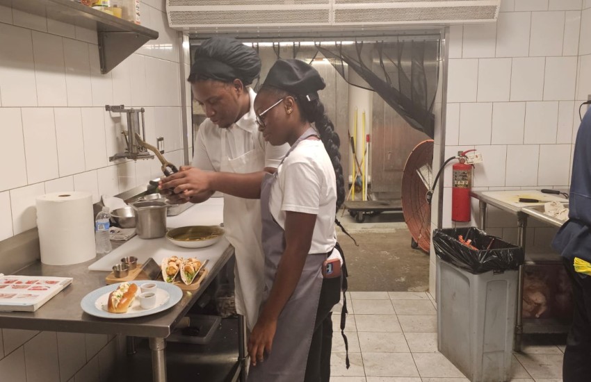 Four Graduates on a Three-Week Internship