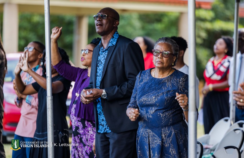 Interdenominational Church Service15