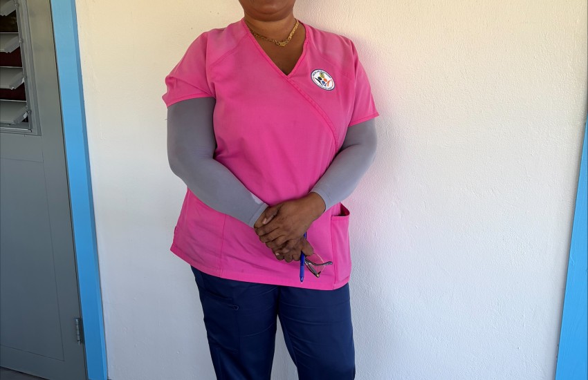 Caregiver Vonique Mars