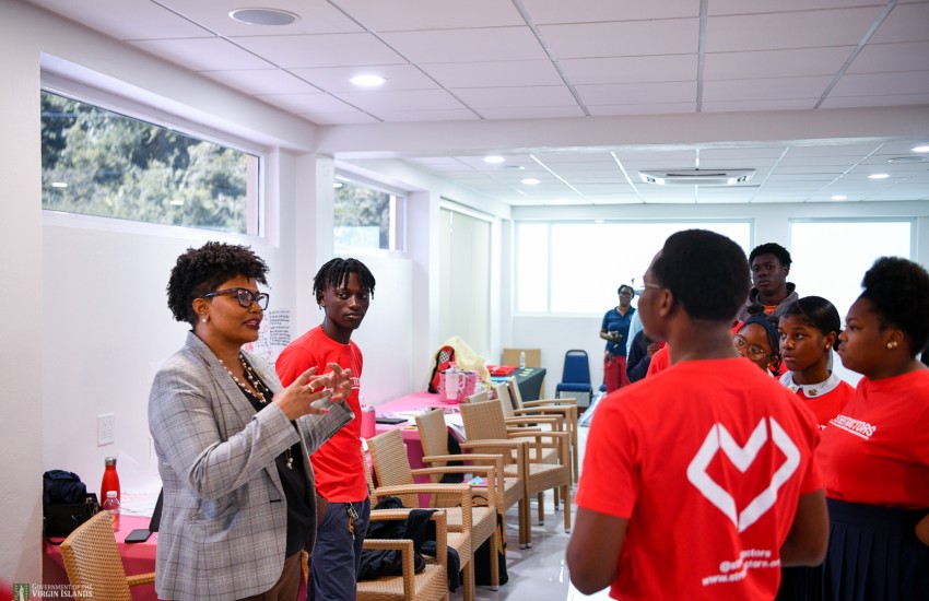 CEO Crabbe Speaking to Street Doctors Training Group