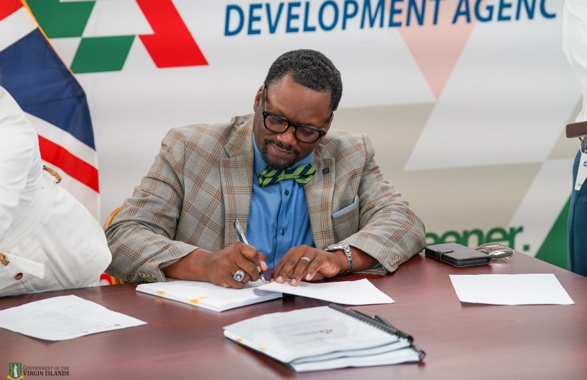 Contract Signing Ceremony Design Consultants for Estate House #2 and the National Cultural Arena