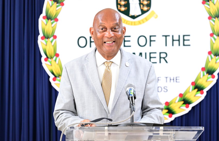 Contract Signing RDA BVIHSA Photo Hon. Vincent Wheatley