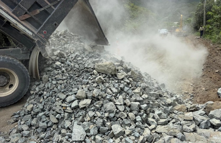 Road Rehabilitation and Reconstruction Top Priority Project Progressing in Sea Cows Bay Photo 2 of 3