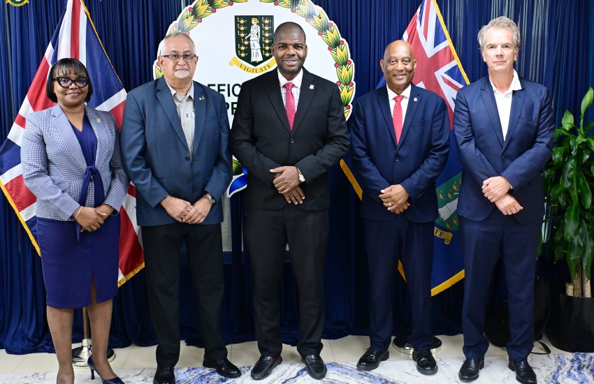 Premier Contract Signing VG Clinic
